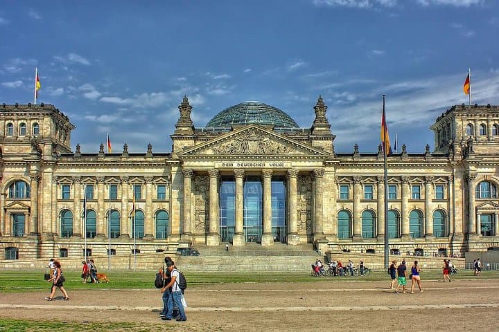 Berlin Private Walking Tour 4 hours with English Guide