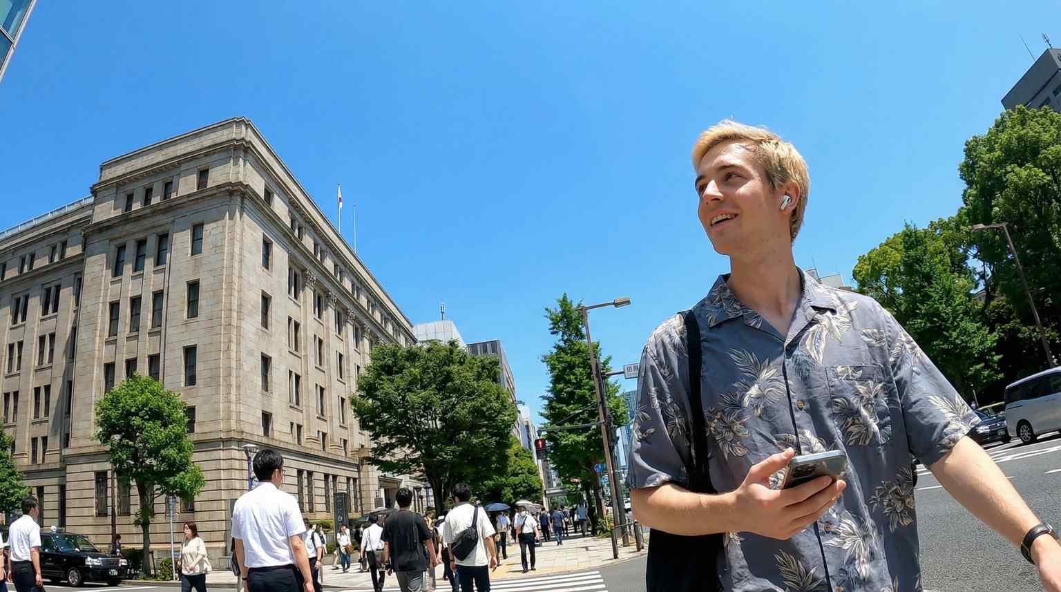 Tokyo Audio Tour: The Iconic Yūrakuchō Experience