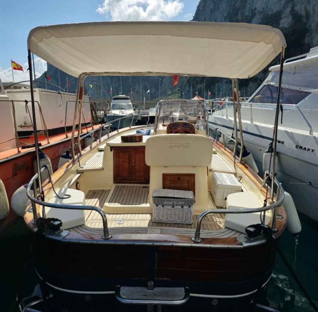 Capri: Best of One Day Boat Tour and Minibus Experience