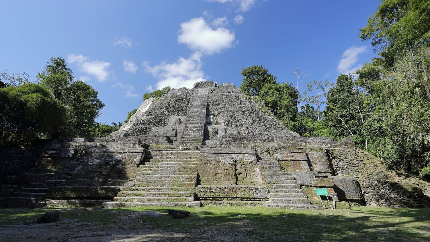 San Ignacio to Lamanai Temples tour