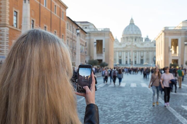 Instagram places in Rome: Private walking tour to the most photographed sites