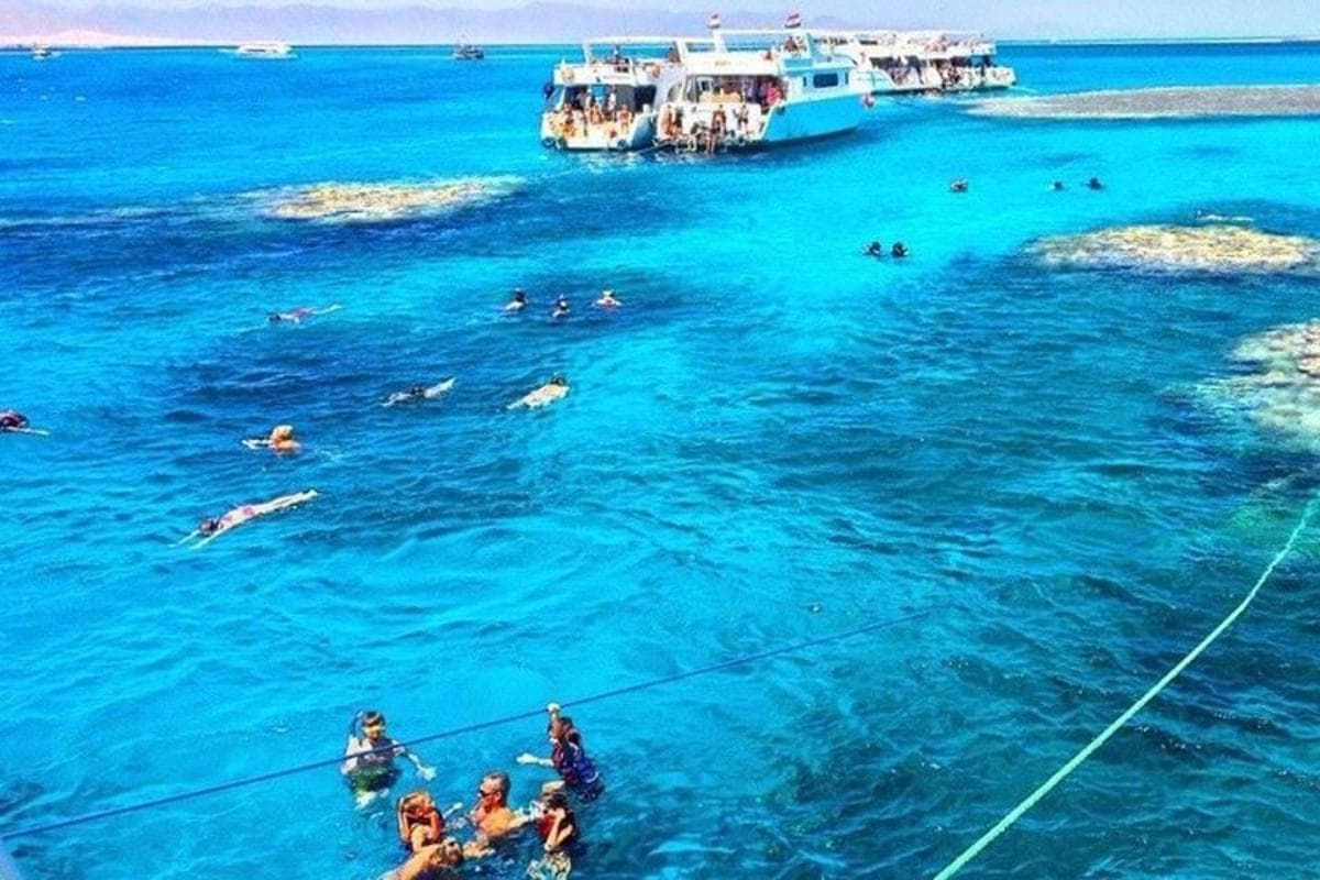Sharm El Sheikh Boat Trip to Ras Mohammed & White Island with Snorkeling and Lunch