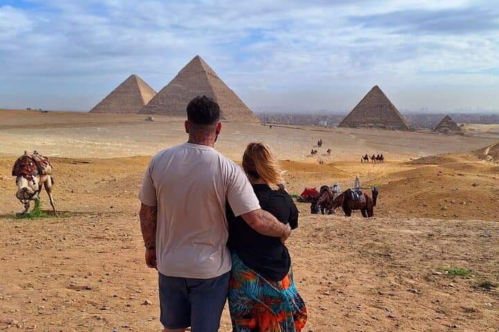 2-Day Private GEM with Pyramids and Cairo Highlights