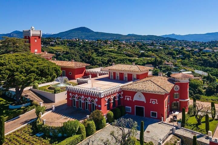 Wine tasting, Provencal market, & Countryside Small Group Full-Day Tour