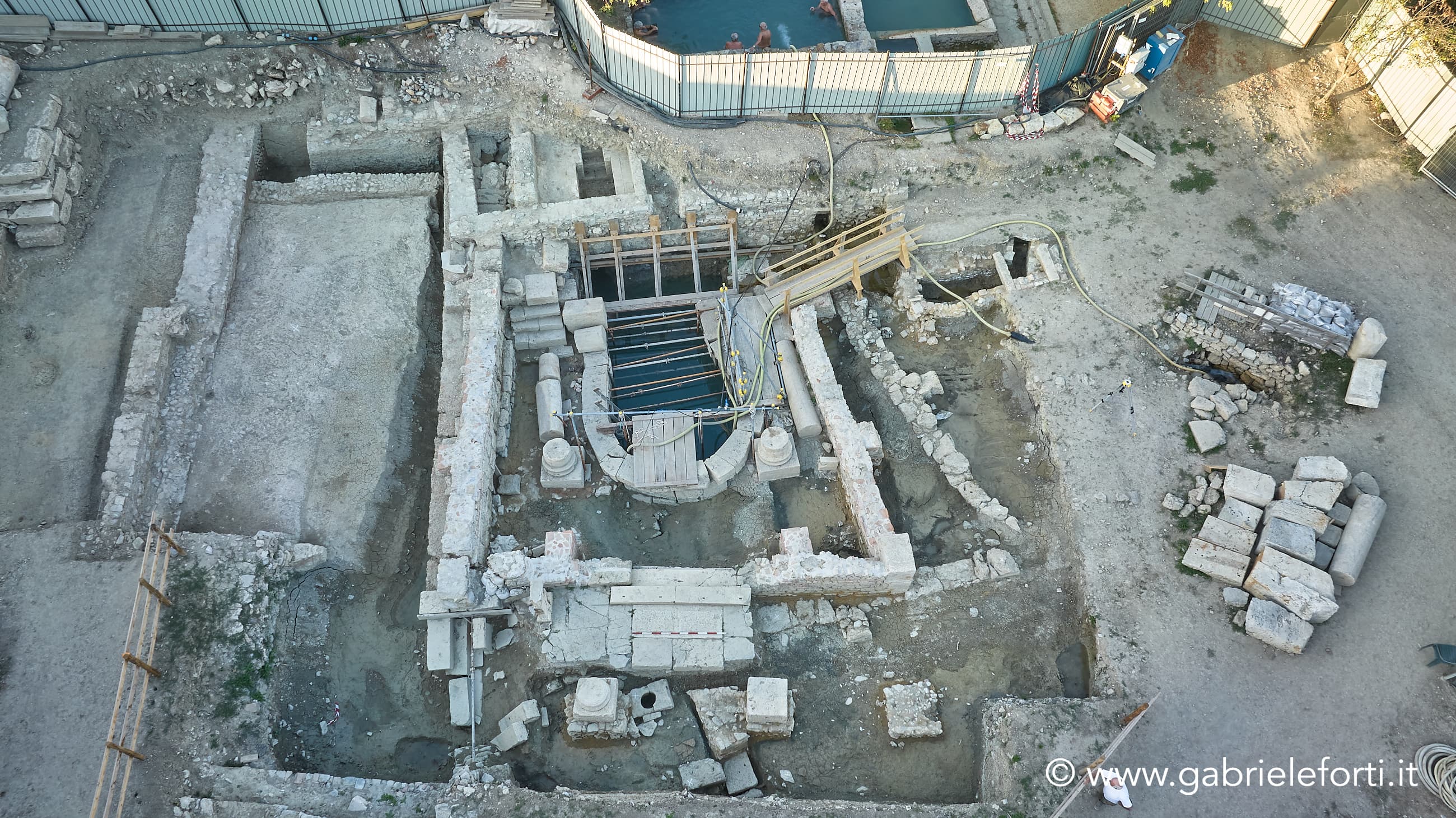 The sacred waters of San Casciano dei Bagni