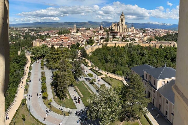 Private Tour to Segovia by Minivan