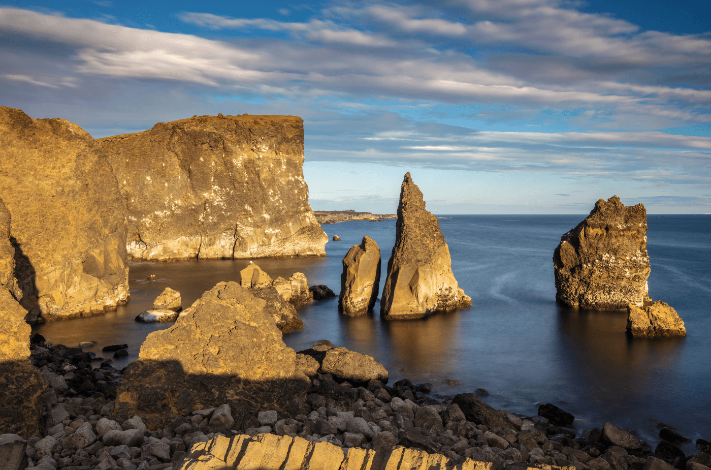 Explore the Reykjanes Peninsula UNESCO Global Geopark: Private Tour with Airport or Hotel Transfers