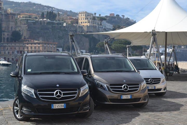Private Transfer: Naples Hotel, Airport,Train Station to Positano