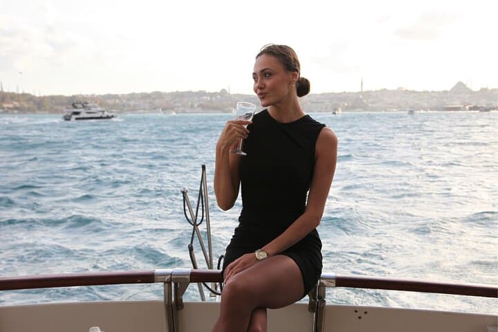 Istanbul Private Luxury Yacht Cruise