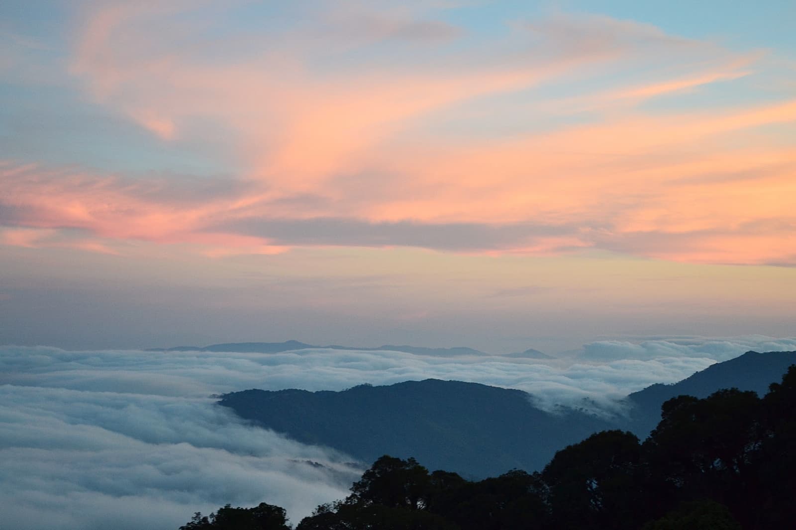 Sunset Doi Inthanon + Hiking