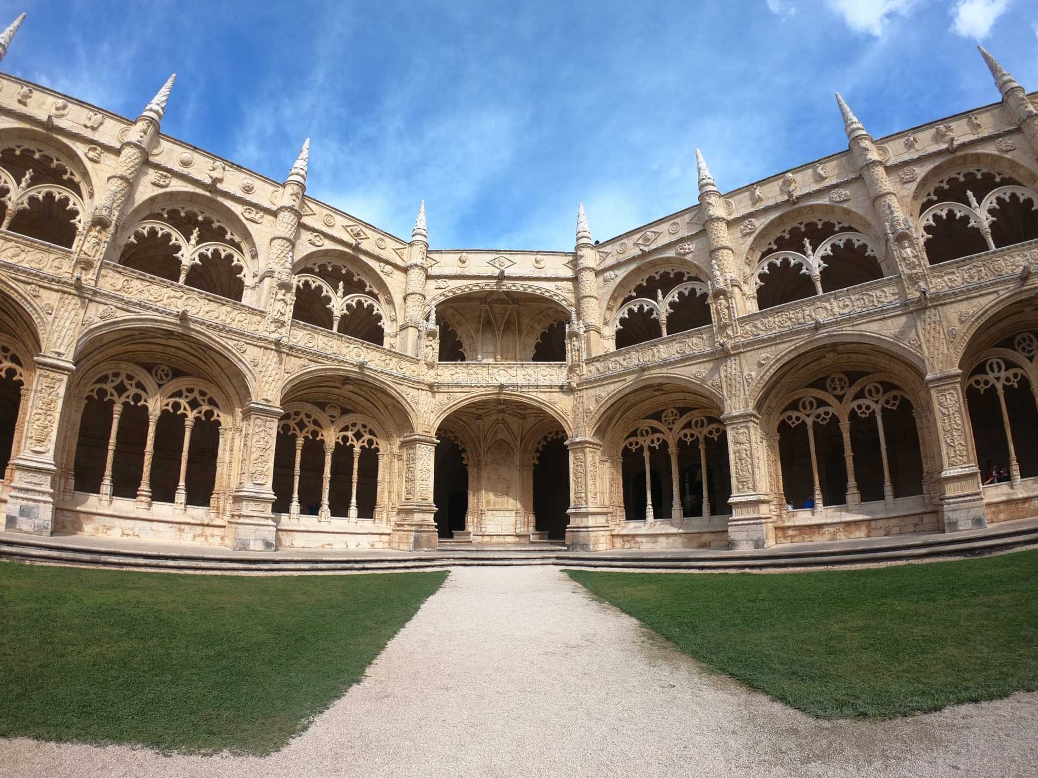 BELÉM AND THE JERÓNIMOS MONASTERY - Private Walking Tour