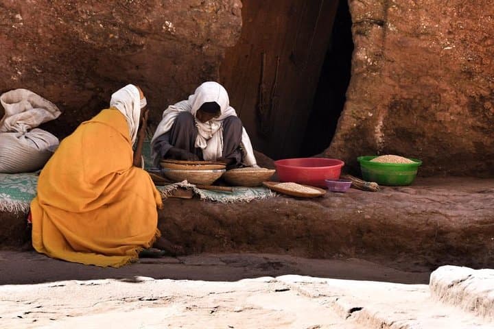 4-Day Abune Yosef Conservation Area Trekking Tour from Lalibela