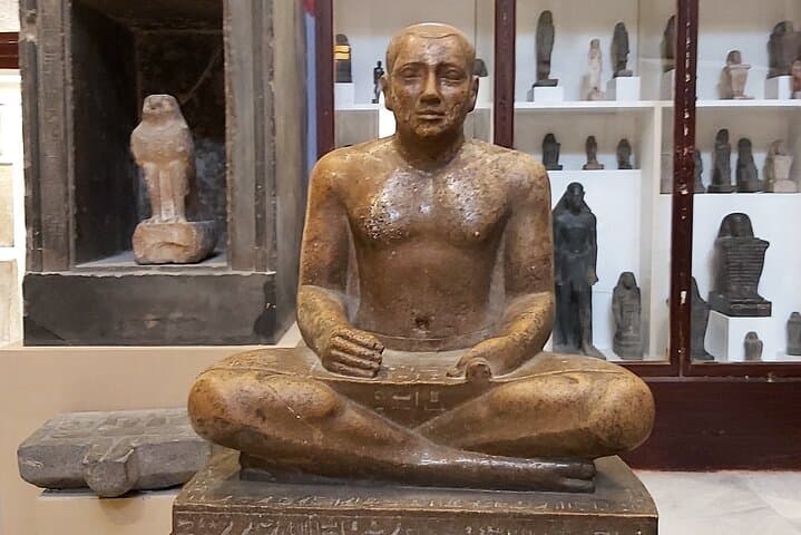 2 Day Private VIP Cairo Tour Pyramids, Museums, Markets With Fees