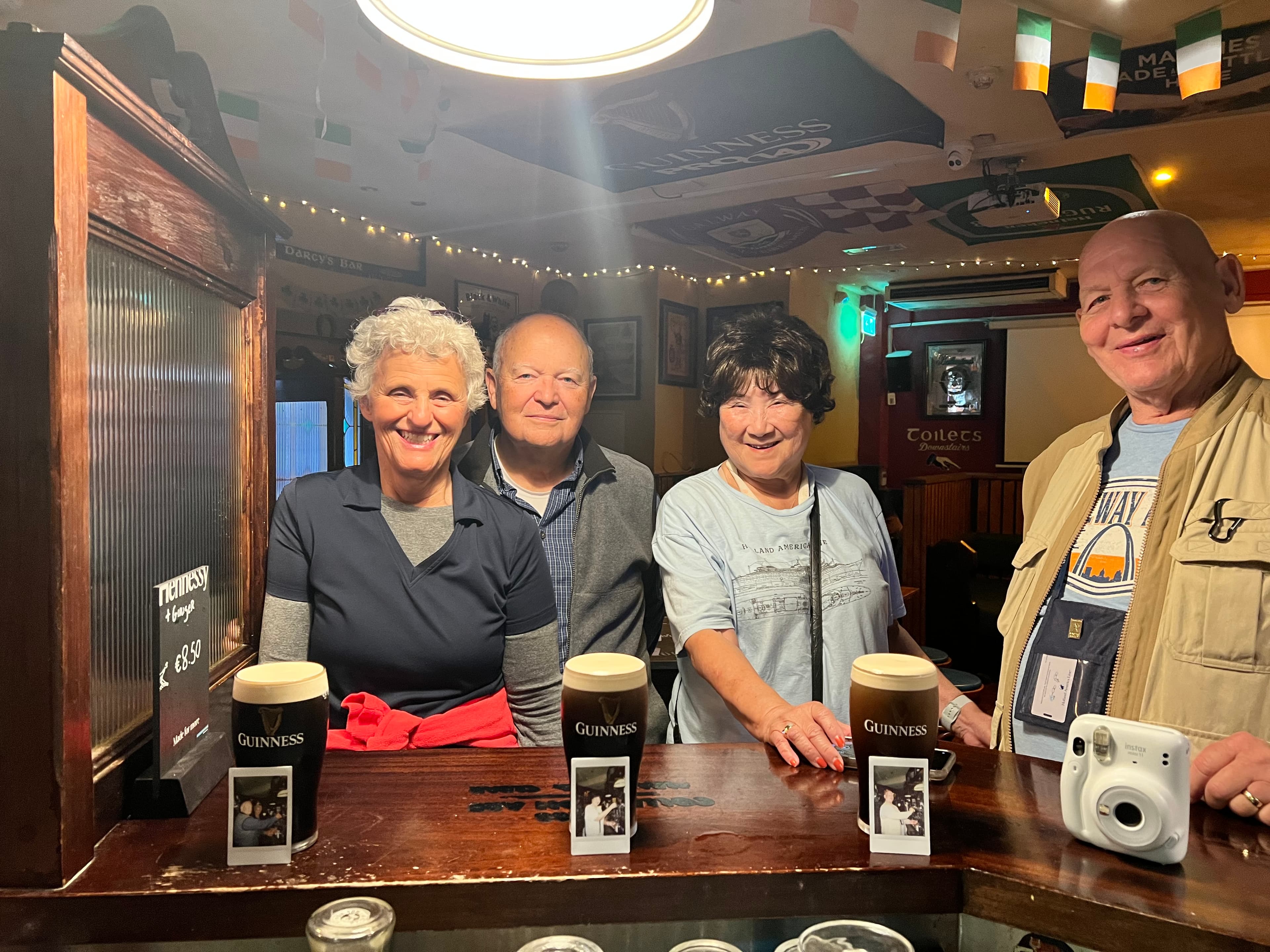 Private Group Experience - Stroll To The Stout 