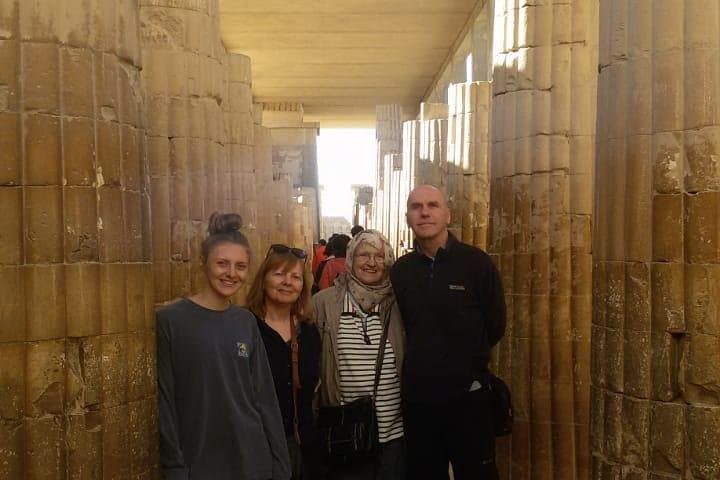 Private full day tour to Giza Pyramids, Sphinx, Sakkara and Dahshour with guided