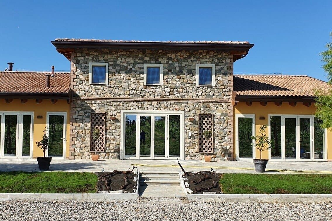 Modena: Visit vinegar cellar and tasting balsamic vinegar