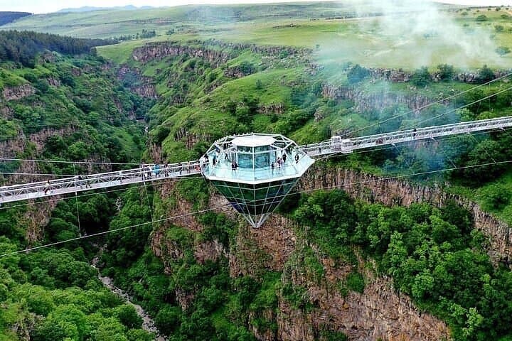 Diamond Bridge and Dashbashi Canyon Day Trip From Tbilisi 