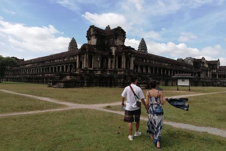 Afternoon Angkor Wat Private Tour with Sunset