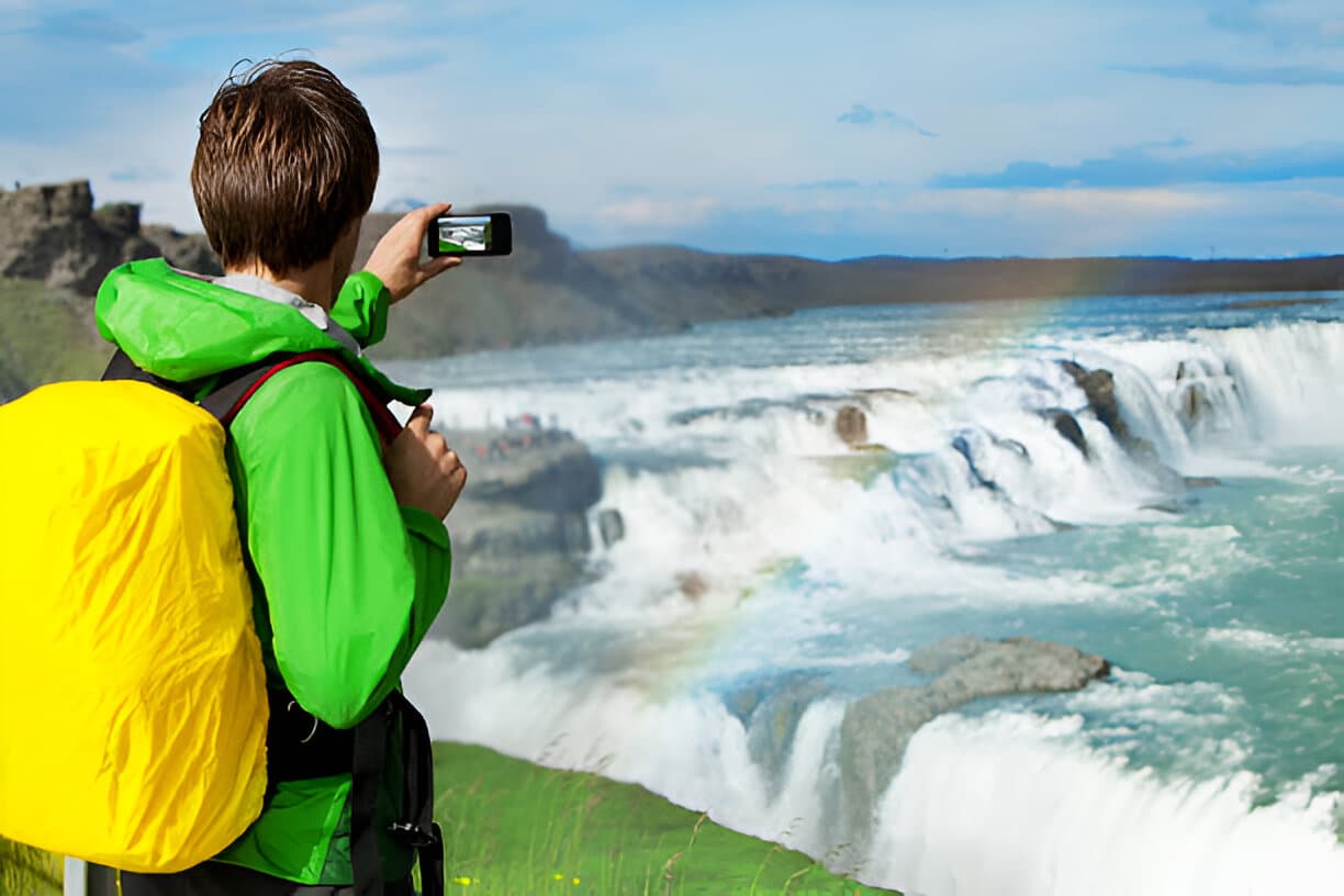 From Keflavik Airport: Private Golden Circle Tour with 5+ Stops