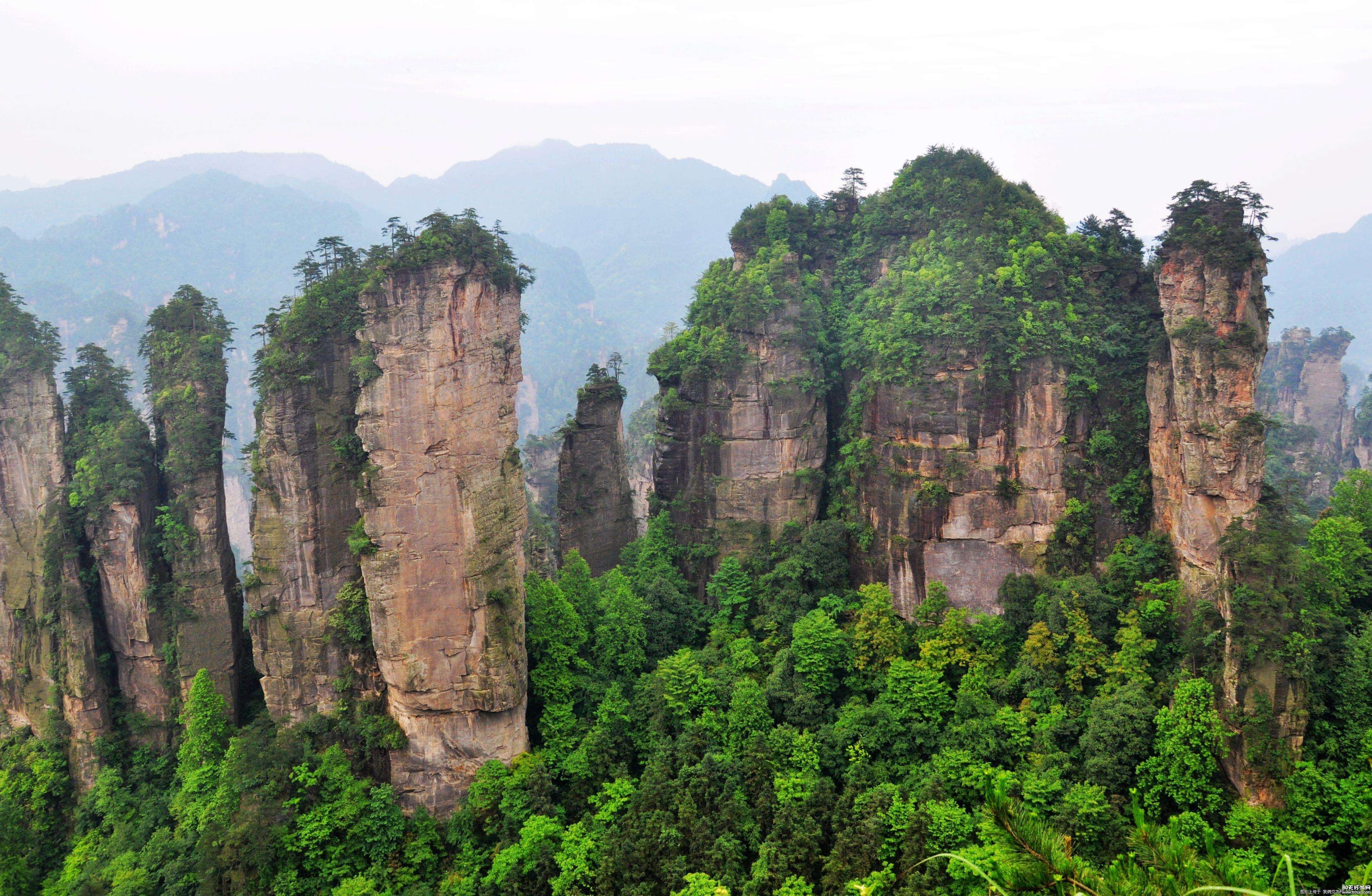 4-Day PRI Tour to Zhangjiajie and Fenghuang Old Town from Guangzhou by Bullet Train