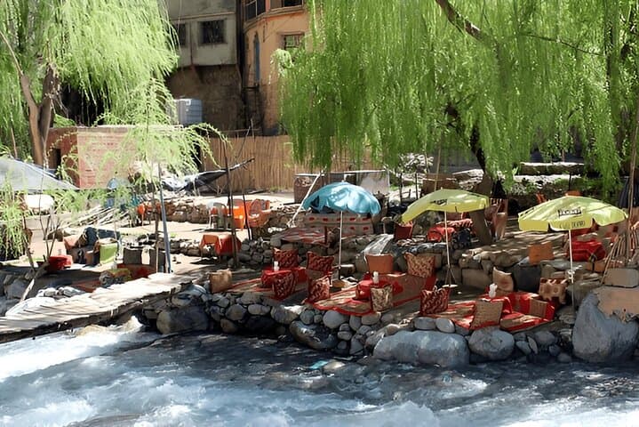 Private Day Trip to Atlas Mountains with Berber Lunch