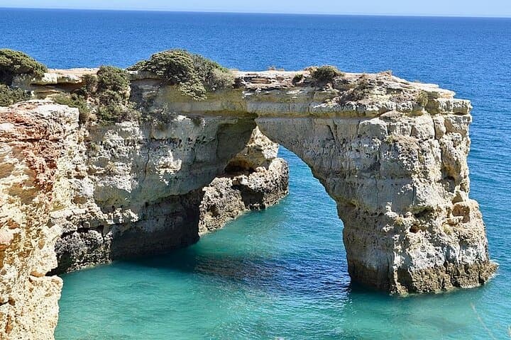 Algarve to Porto One Way Trip Up to 3 Stops