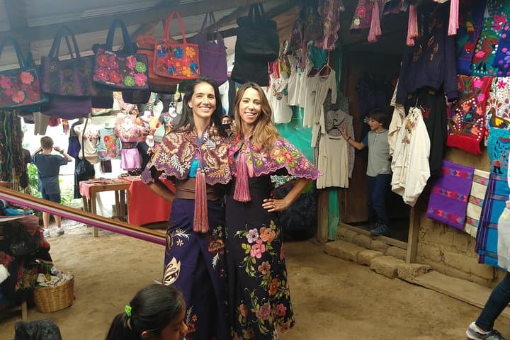 Indigenous Villages Cultural Tour: Chamula and Zinacantan from San Cristóbal de las Casas