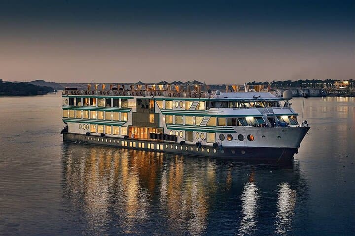 Cairo 4 Days Nile Cruise, Sightseeing Aswan, Edfu, Luxor Flights 