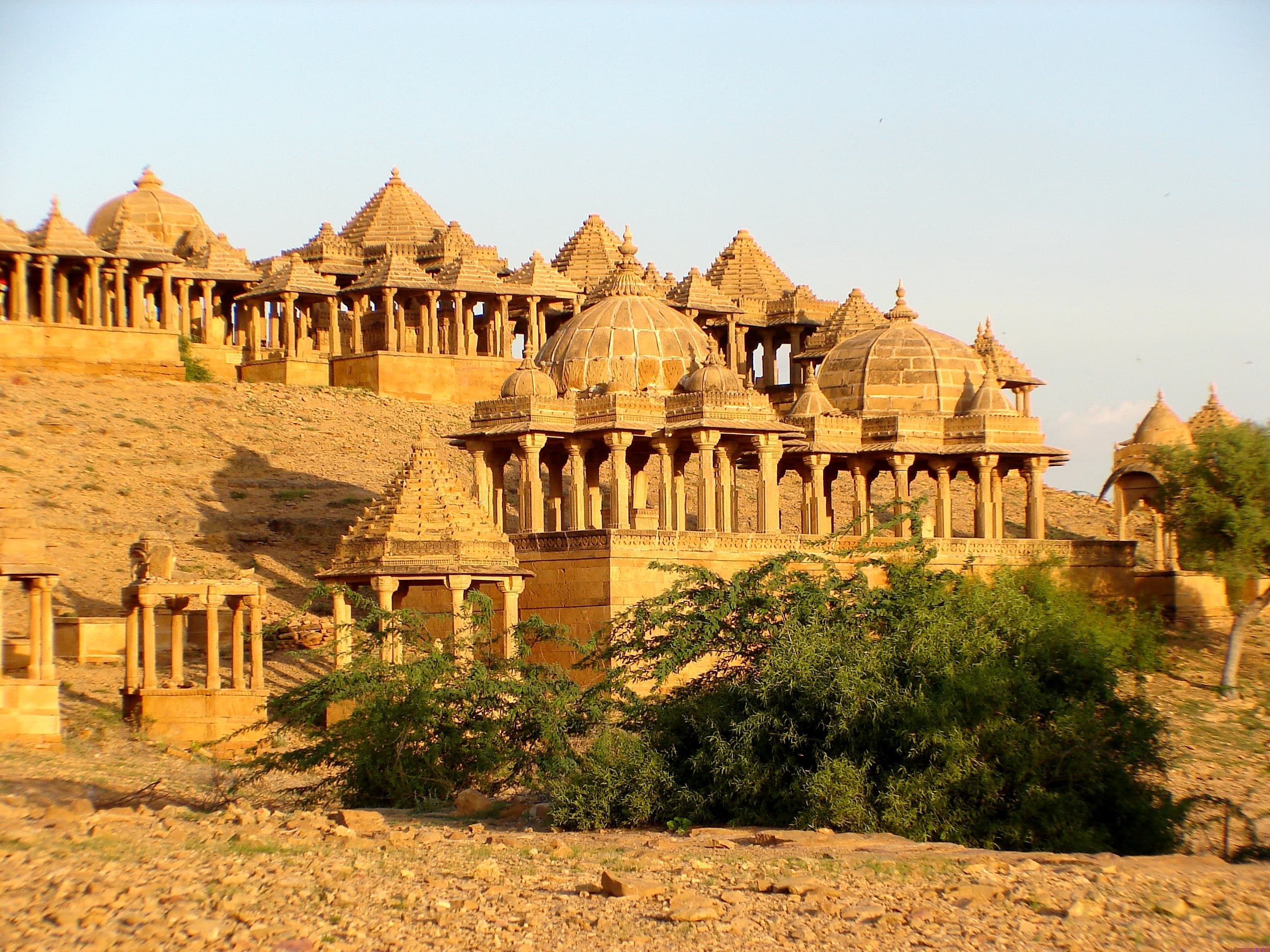 Enchanting Rajasthan: From Golden Forts to Taj Mahal