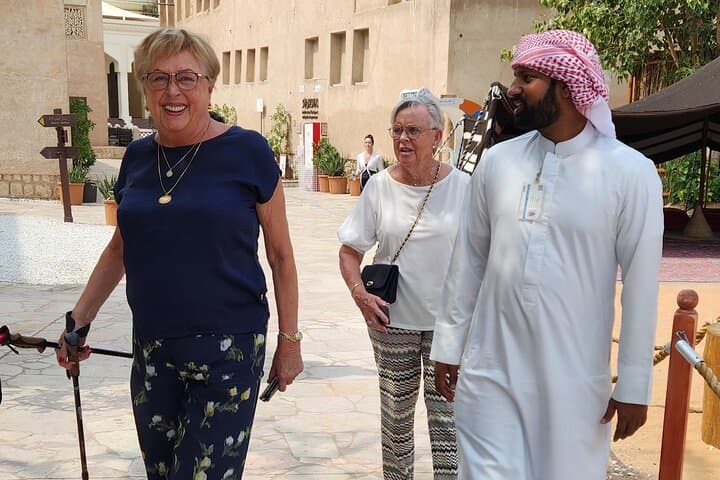 Half Day Historic and Cultural Tour Throughout Old Dubai by Foot