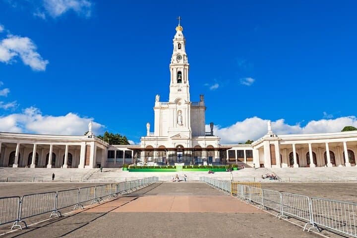 Fátima Pilgrim Tour – Small Group Spiritual Day Trip from Lisbon