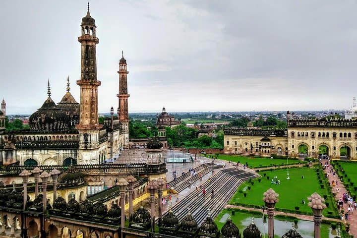 Lucknow Treasures: A Full-Day Private City Tour