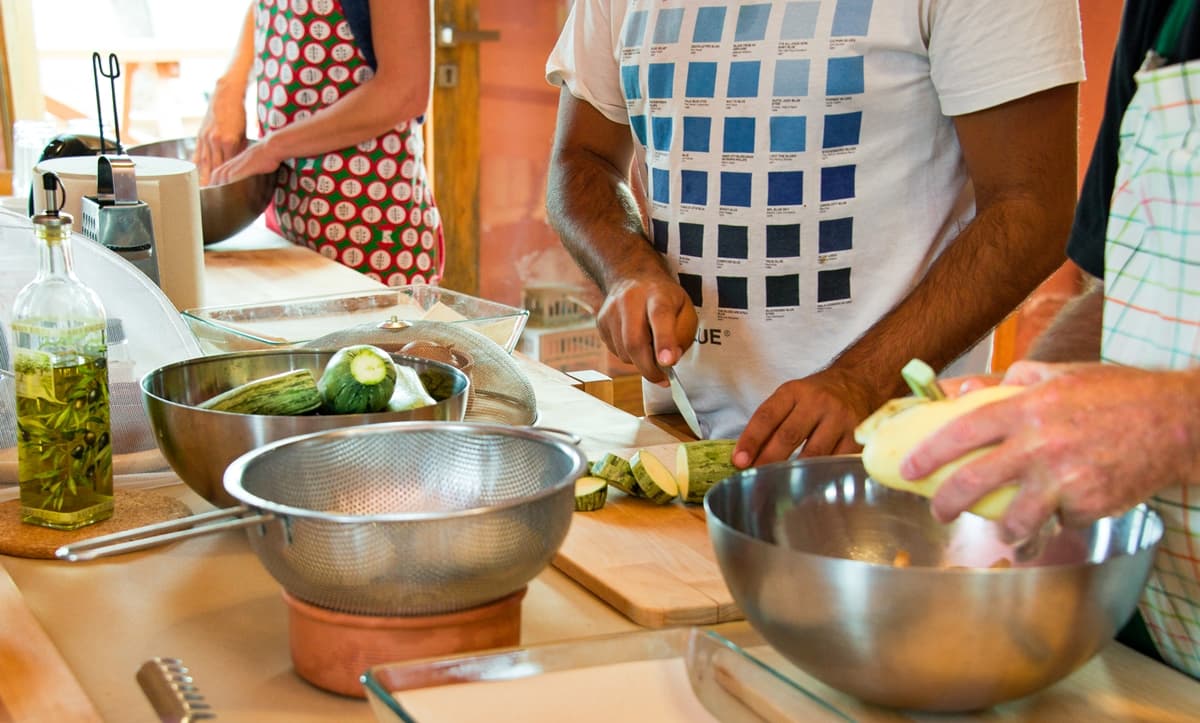 Mastering Farm-to-Table Greek Cuisine: Savoring the Season