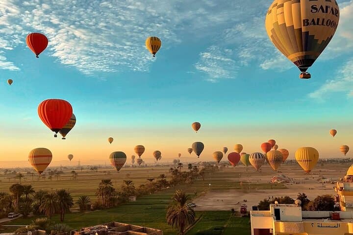 Sunrise Balloon Ride in Luxor with Hotel Pickup and Drop off