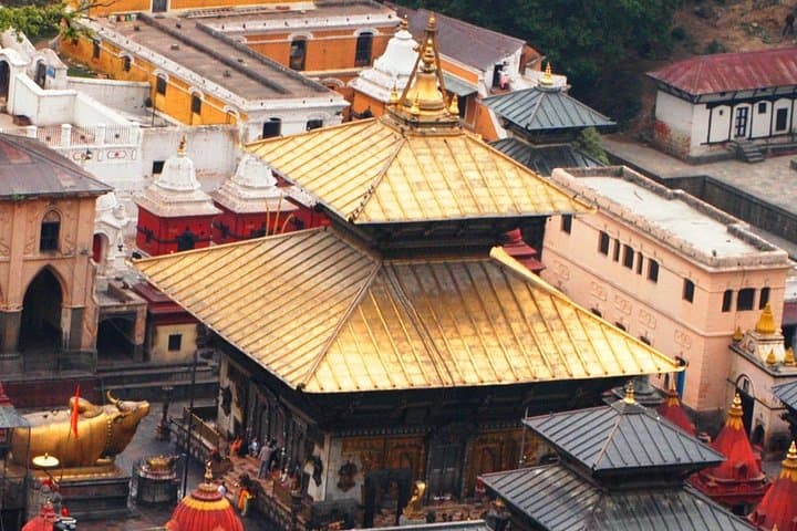 Discover Pashupatinath Temple, Boudanath Stupa and Patan Durbar Square 