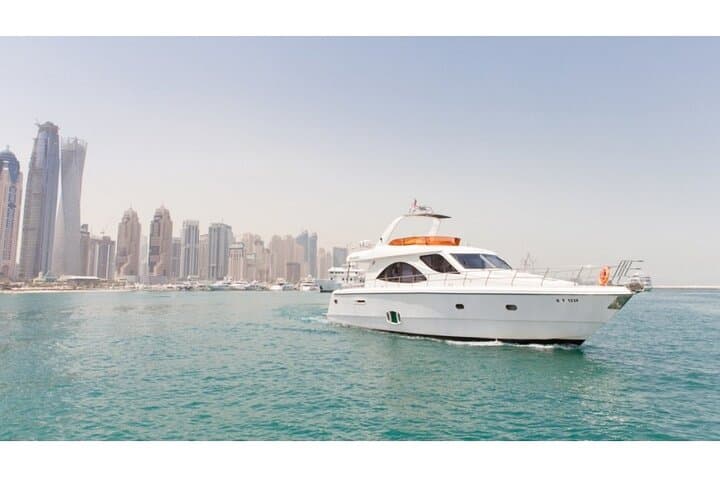 Explore Shared Dubai City Tour with Yacht Ride