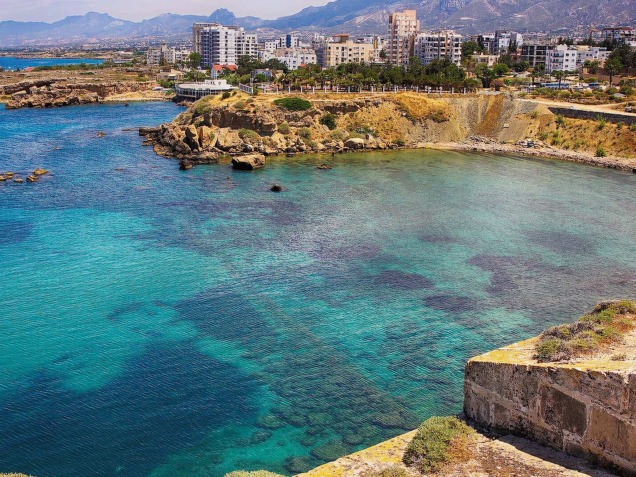 Limassol: Private Kyrenia Tour – Castles, Harbor & Abbey 