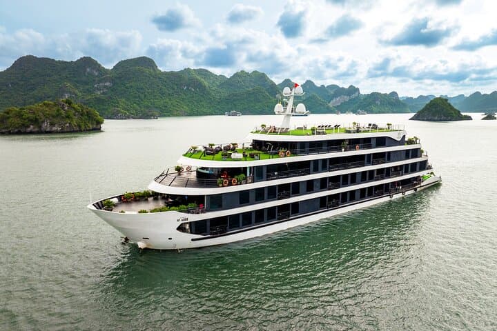 5 Star Cruise 2D1N from Hanoi – Halong & Lan Ha Bay with Pool