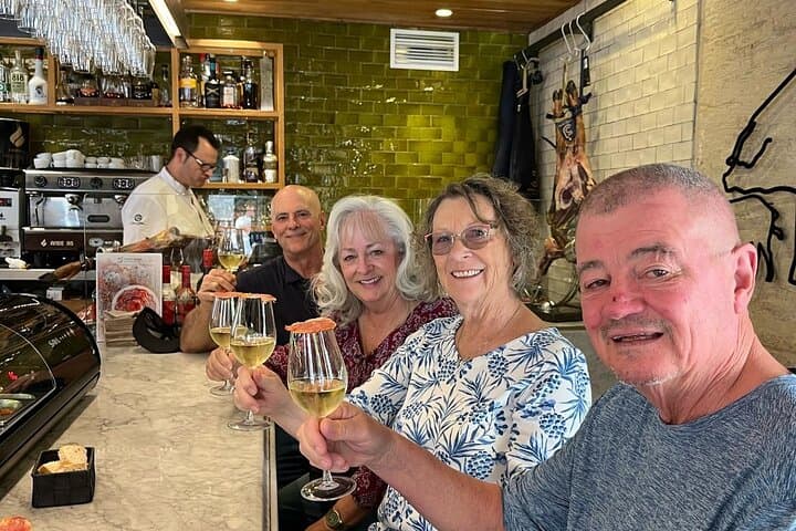 Seville Tapas and Wine Experience with Local Expert
