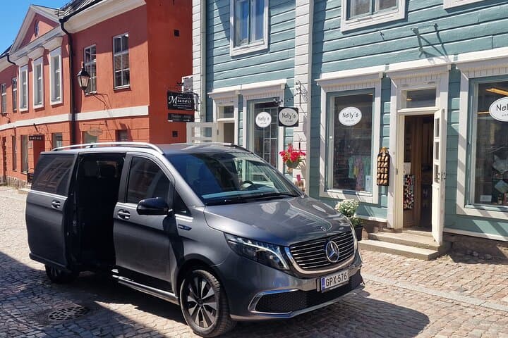 Drottningholm Palace Private Guided Tour 