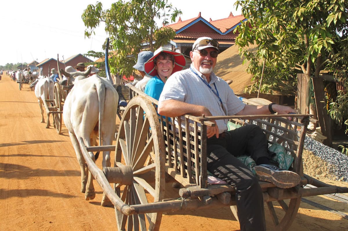 Cambodian Cooking Class and Oxcart Ride with Local Village Tour 