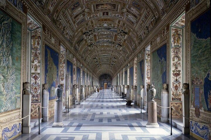 Vatican Museums and Sistine Chapel with Skip The Line Ticket 