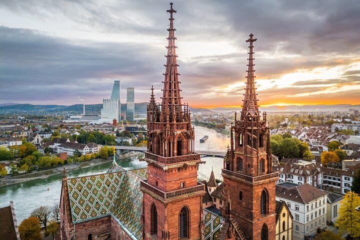 Private transfer from Zurich to Basel, with sightseeing stops