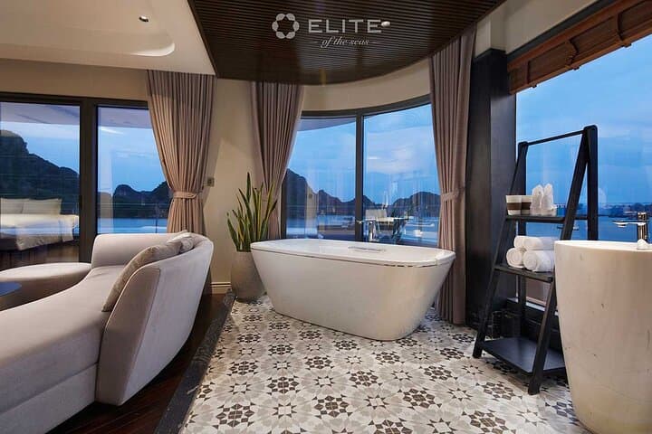 Terrace Suite on Top Notch Luxury Overnight Cruise in Halong Bay 