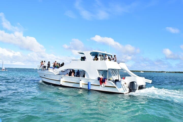 Punta Cana Booze Cruise, Snorkeling, Sand-Bar with Entertainment