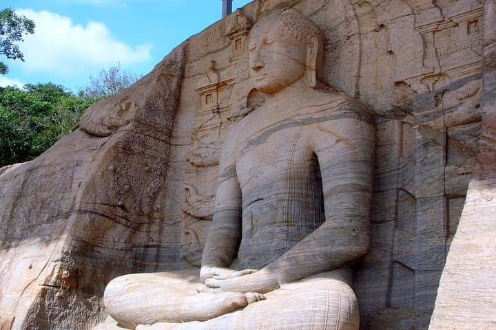 Polonnaruwa Ancient City All Inclusive Day Tour From Sigiriya