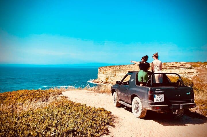 Private Jeep Tour from Lisbon – Arrábida, Sesimbra & Beach Picnic