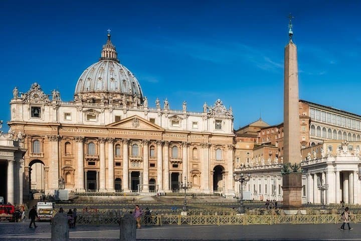 Vatican: Museums & Sistine Chapel Semi-Private Morning Tour