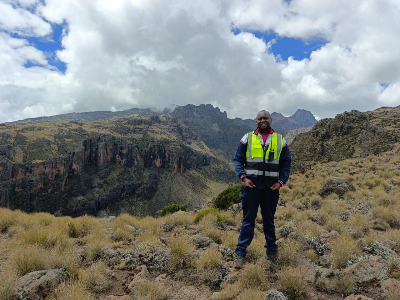 Mount Kenya Chogoria – Sirimon Route (5 Days)