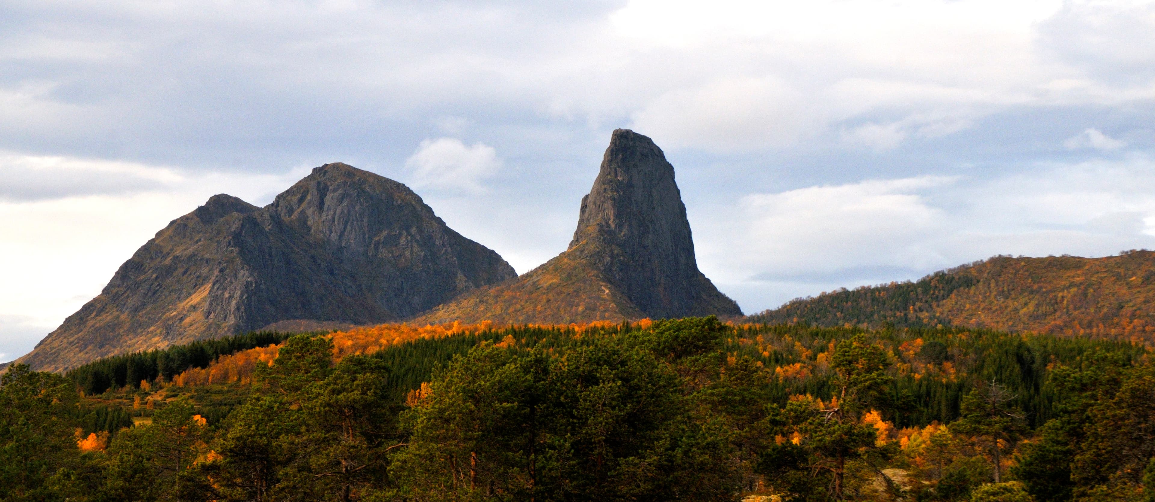Hamarøyskaftet - Guided Climb in Northern Norway